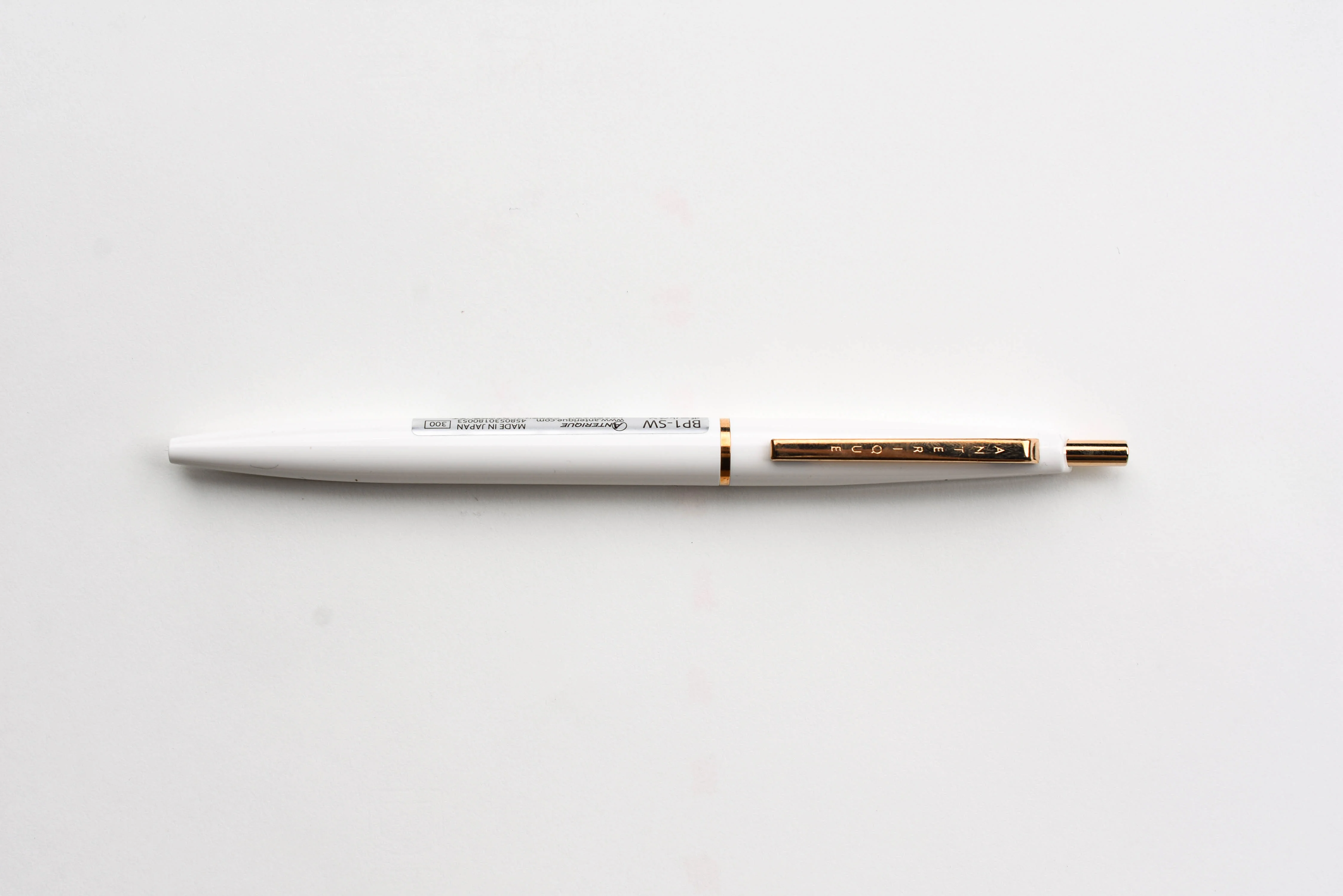 Anterique Stationers Ultra-Low Viscosity Ballpoint Pen - 0.5mm - Image 10